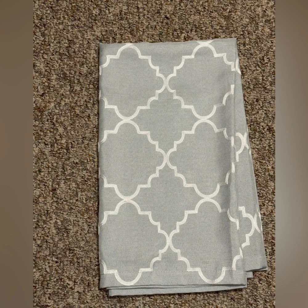 Mainstays accent curtain 37 x 84 Gray and White Geometric Patterned curtain